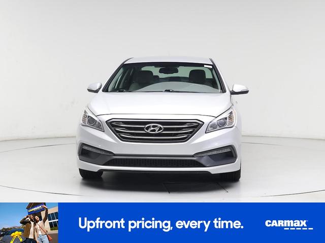 Photo of 2015 Silver Hyundai SONATA