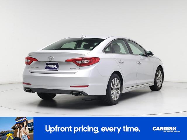 Photo of 2015 Silver Hyundai SONATA
