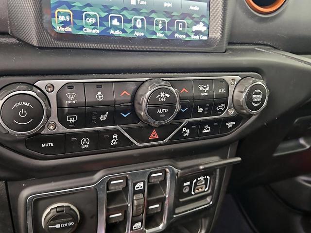 Photo of 2021 Red Jeep Gladiator