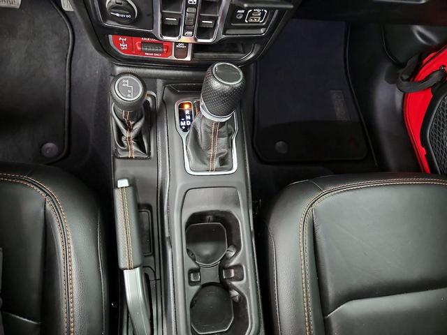 Photo of 2021 Red Jeep Gladiator