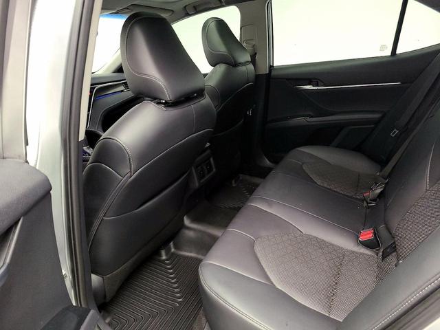 Photo of 2018 Silver Toyota Camry