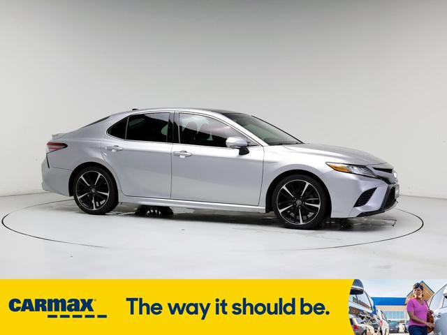 Photo of 2018 Silver Toyota Camry