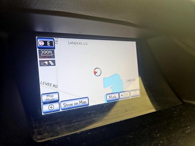 Photo of 2015 White Lexus RX 350