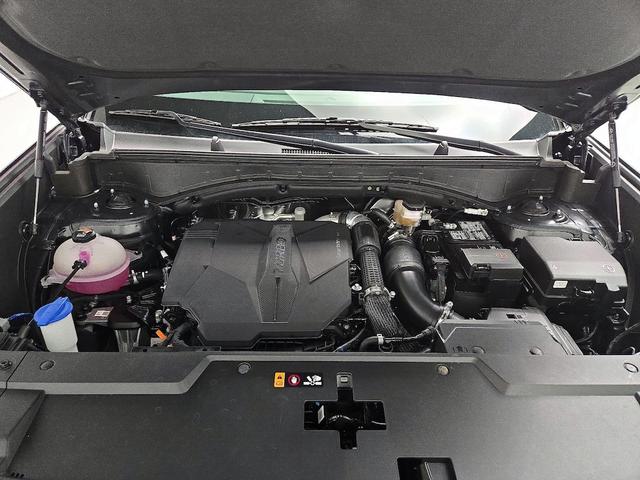 Photo of 2025 Black Hyundai SANTA FE