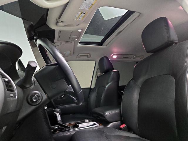Photo of 2023 Gray Nissan Armada