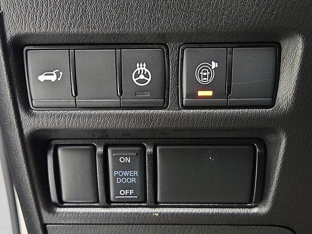 Photo of 2023 Gray Nissan Armada