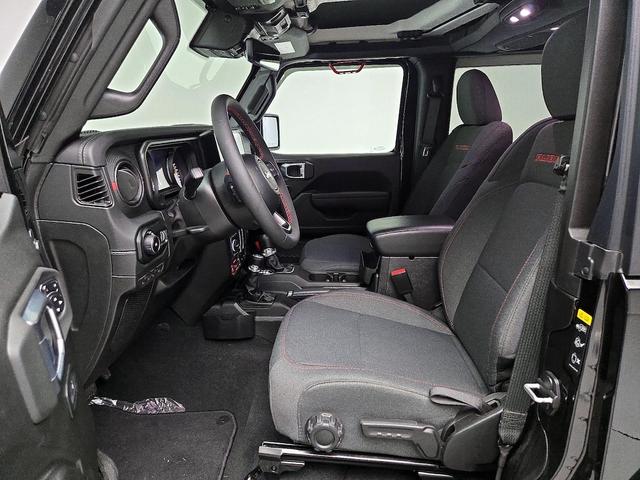 Photo of 2024 Black Jeep Wrangler