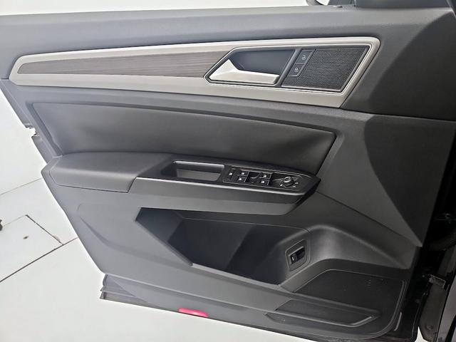 Photo of 2019 Black Volkswagen Atlas