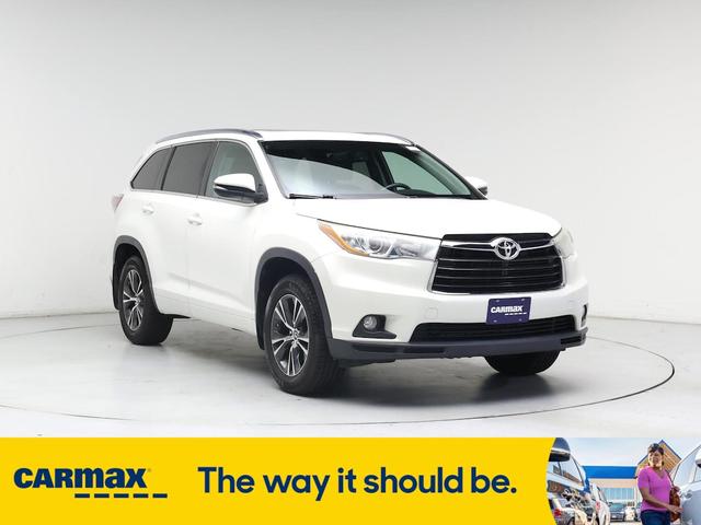 2016 Toyota Highlander