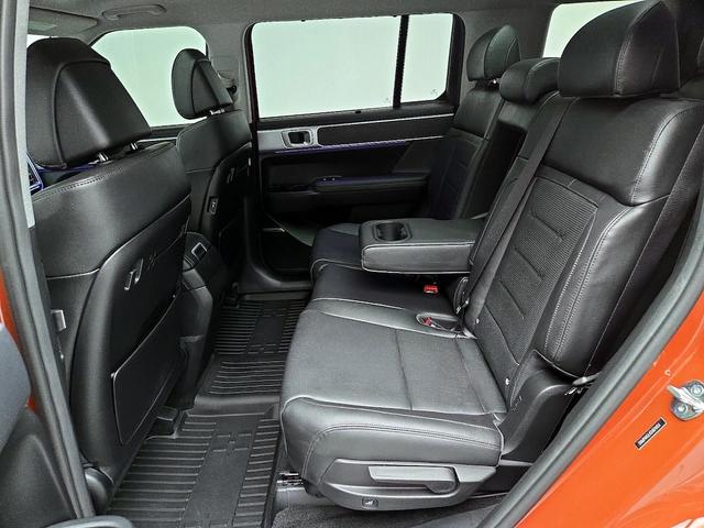 Photo of 2025 Orange Hyundai SANTA FE