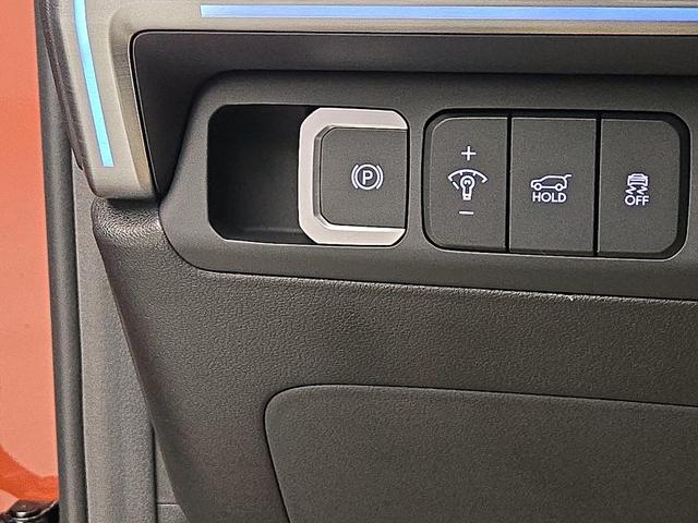 Photo of 2025 Orange Hyundai SANTA FE