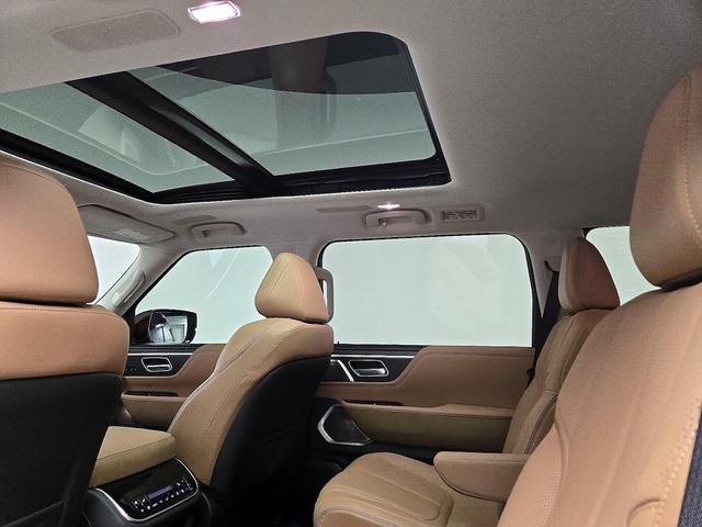 Photo of 2025 Burgundy INFINITI QX80