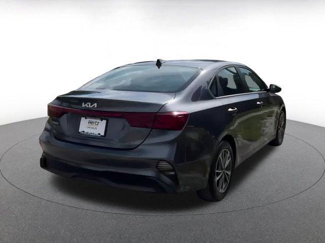 Photo of 2023 Gravity Gray Kia Forte
