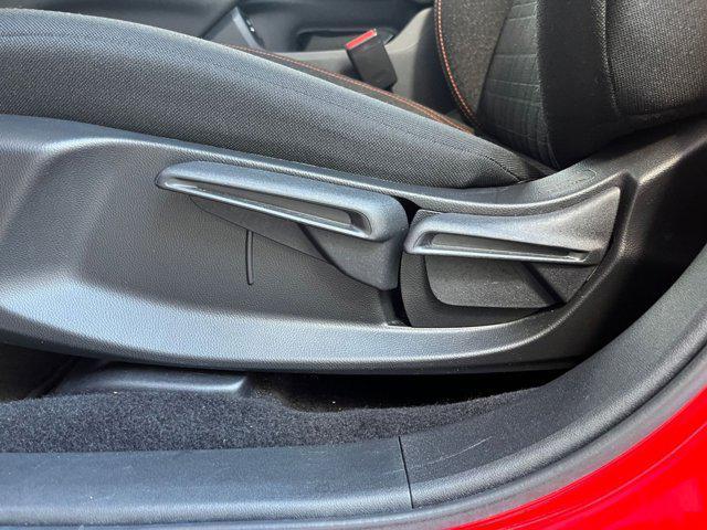 Photo of 2025 Milano Red Honda HR-V