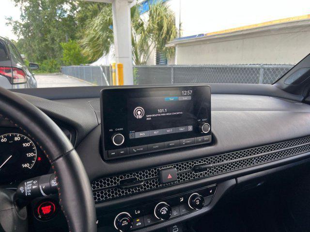 Photo of 2025 Milano Red Honda HR-V
