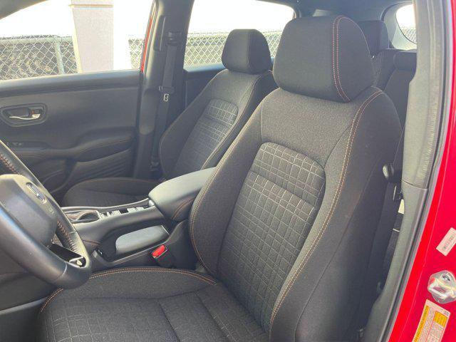 Photo of 2025 Milano Red Honda HR-V