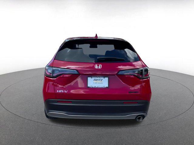 Photo of 2025 Milano Red Honda HR-V