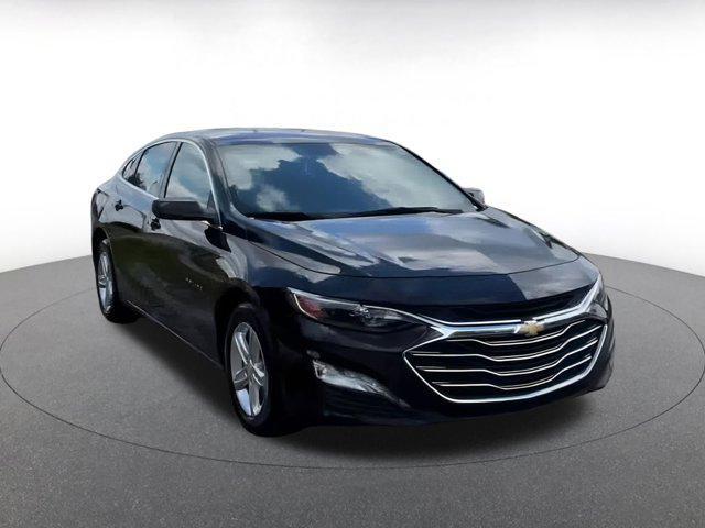 Photo of 2023 Mosaic Black Metallic Chevrolet Malibu