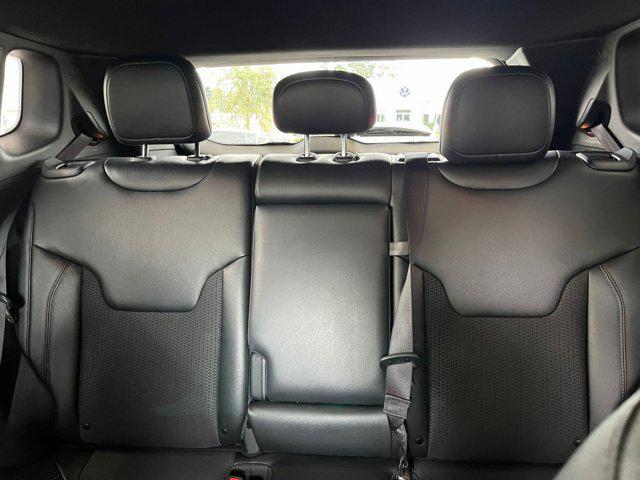 Photo of 2025 Hydro Blue Pearlcoat Jeep Compass