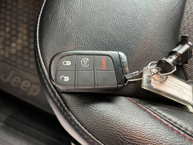 Photo of 2025 Hydro Blue Pearlcoat Jeep Compass