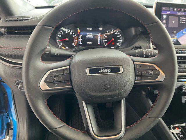 Photo of 2025 Hydro Blue Pearlcoat Jeep Compass