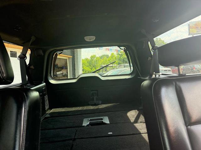 Photo of 2015 Tuxedo Black Metallic Ford Expedition EL