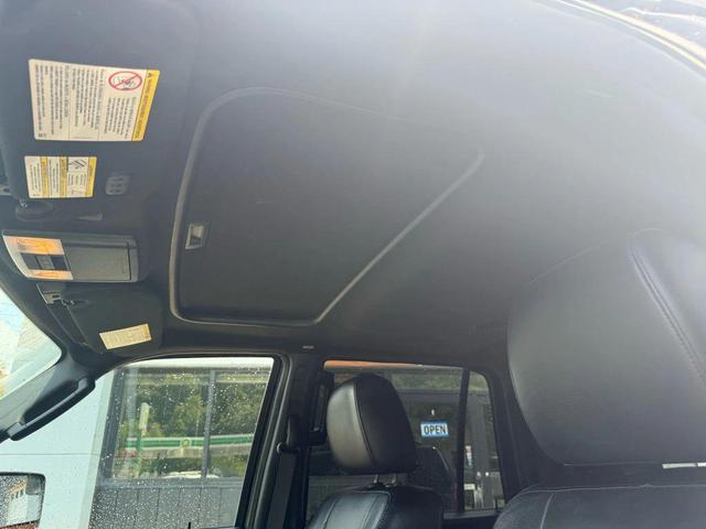 Photo of 2015 Tuxedo Black Metallic Ford Expedition EL