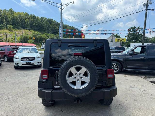 Photo of 2010 Black Jeep Wrangler Unlimited