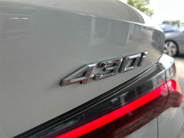 Photo of 2023 Mineral White Metallic BMW 430
