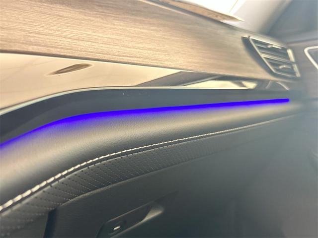 Photo of 2025 Mountain Lake Blue Metallic Volkswagen Atlas