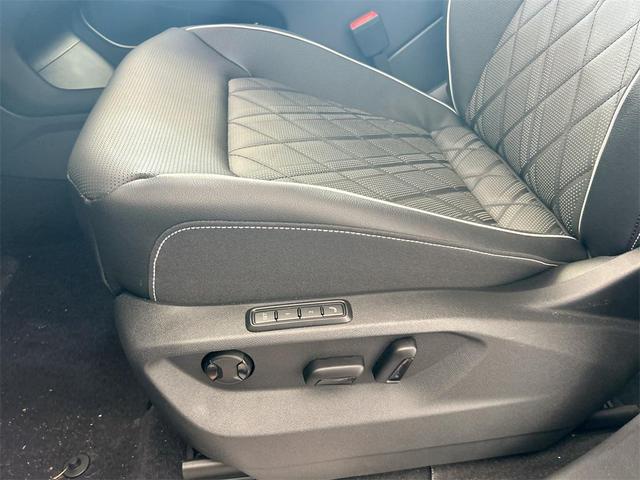 Photo of 2025 Mountain Lake Blue Metallic Volkswagen Atlas