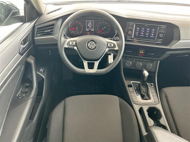 Photo of 2021 Black Uni Volkswagen Jetta