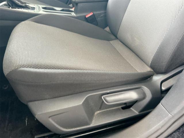 Photo of 2021 Black Uni Volkswagen Jetta