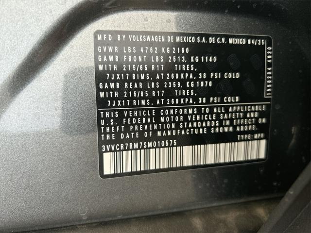 Photo of 2025 Platinum Gray Metallic Volkswagen Tiguan