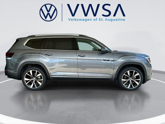 Photo of 2025 Platinum Gray Metallic Volkswagen Atlas