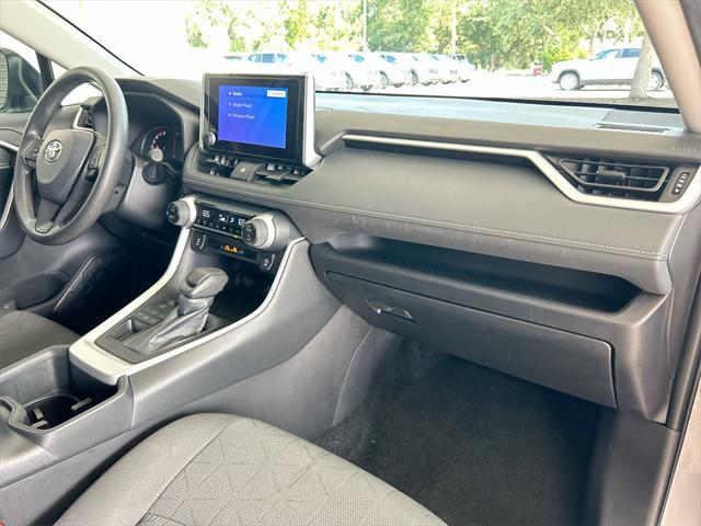 Photo of 2024 Silver Sky Metallic Toyota RAV4
