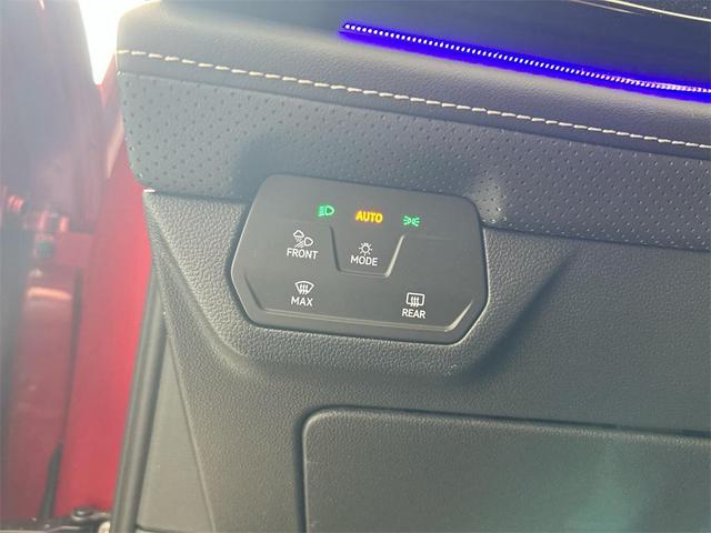 Photo of 2025 Aurora Red Metallic Volkswagen Atlas