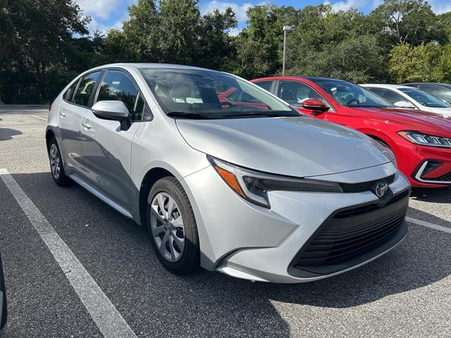 Photo of 2023 Silver Toyota Corolla Hybrid