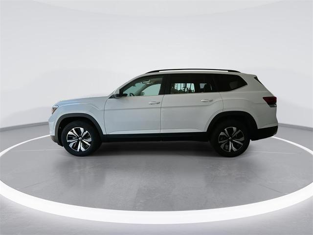 Photo of 2025 Pure White Volkswagen Atlas