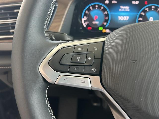 Photo of 2025 Platinum Gray Metallic Volkswagen Atlas
