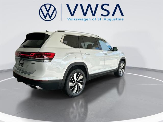 Photo of 2025 Opal White Pearl Volkswagen Atlas