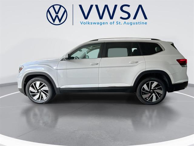 Photo of 2025 Opal White Pearl Volkswagen Atlas