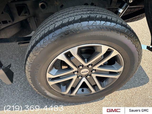 Photo of 2022 Agate Black Metallic Ford F-150