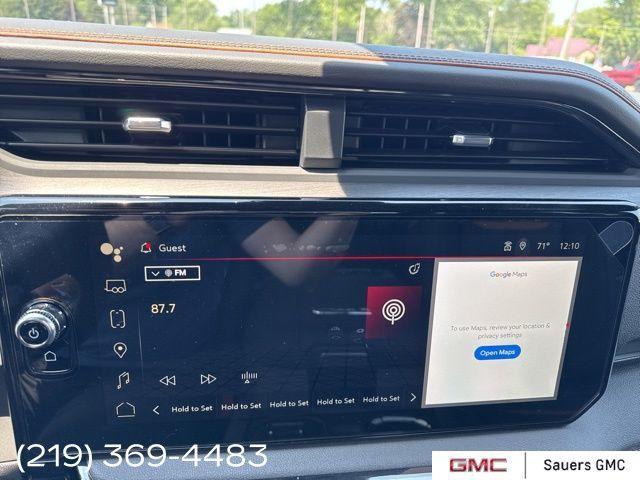 Photo of 2025 White GMC Sierra 2500
