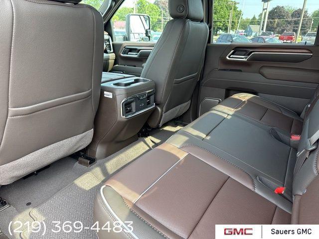Photo of 2025 Blue GMC Sierra 2500