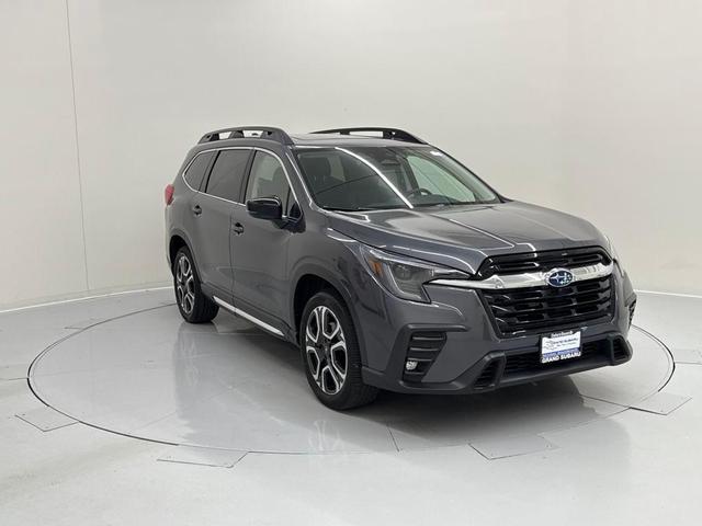 Photo of 2025 Magnetite Gray Metallic Subaru Ascent