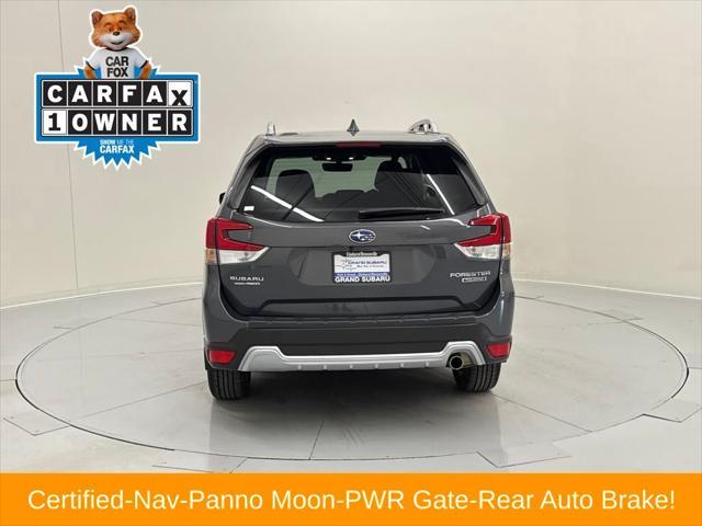 Photo of 2022 Magnetite Gray Metallic Subaru Forester