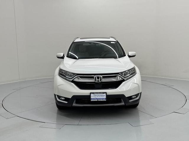 Photo of 2018 White Honda CR-V