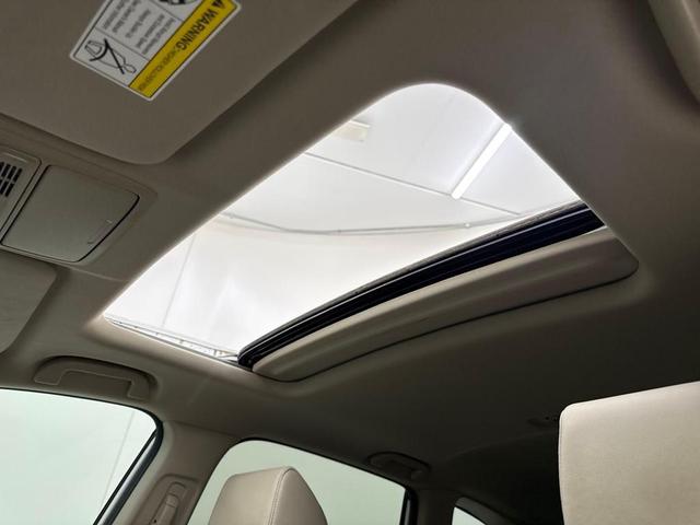 Photo of 2018 White Honda CR-V
