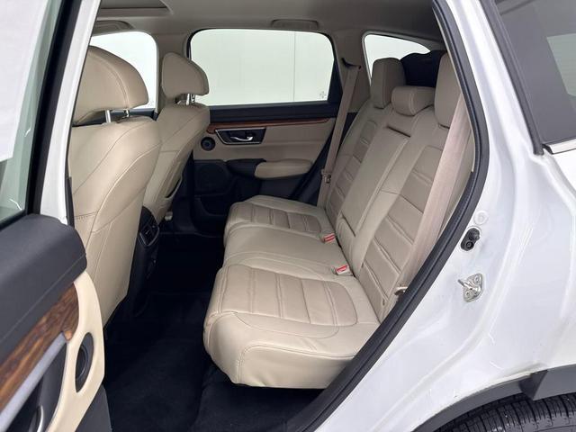 Photo of 2018 White Honda CR-V